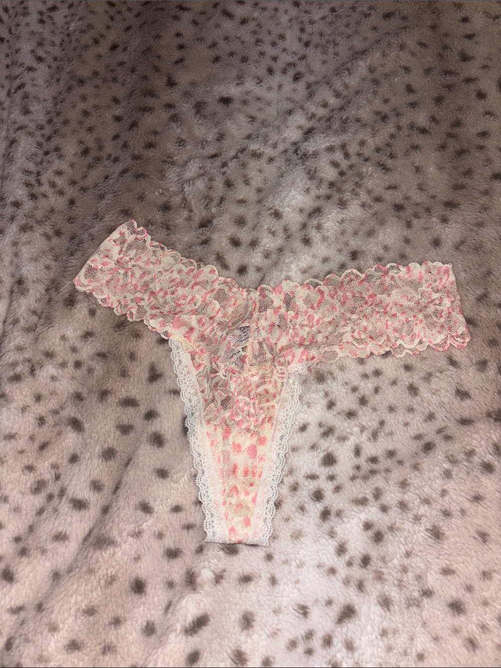 Victoria's Secret Pink and Cream Lace Leopard Thong